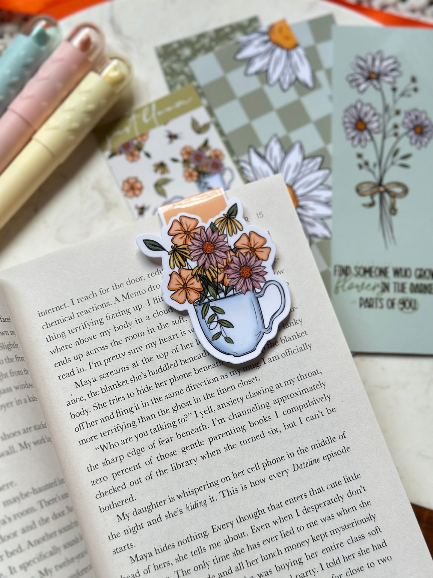 Spring Floral Mug - Magnetic Bookmark