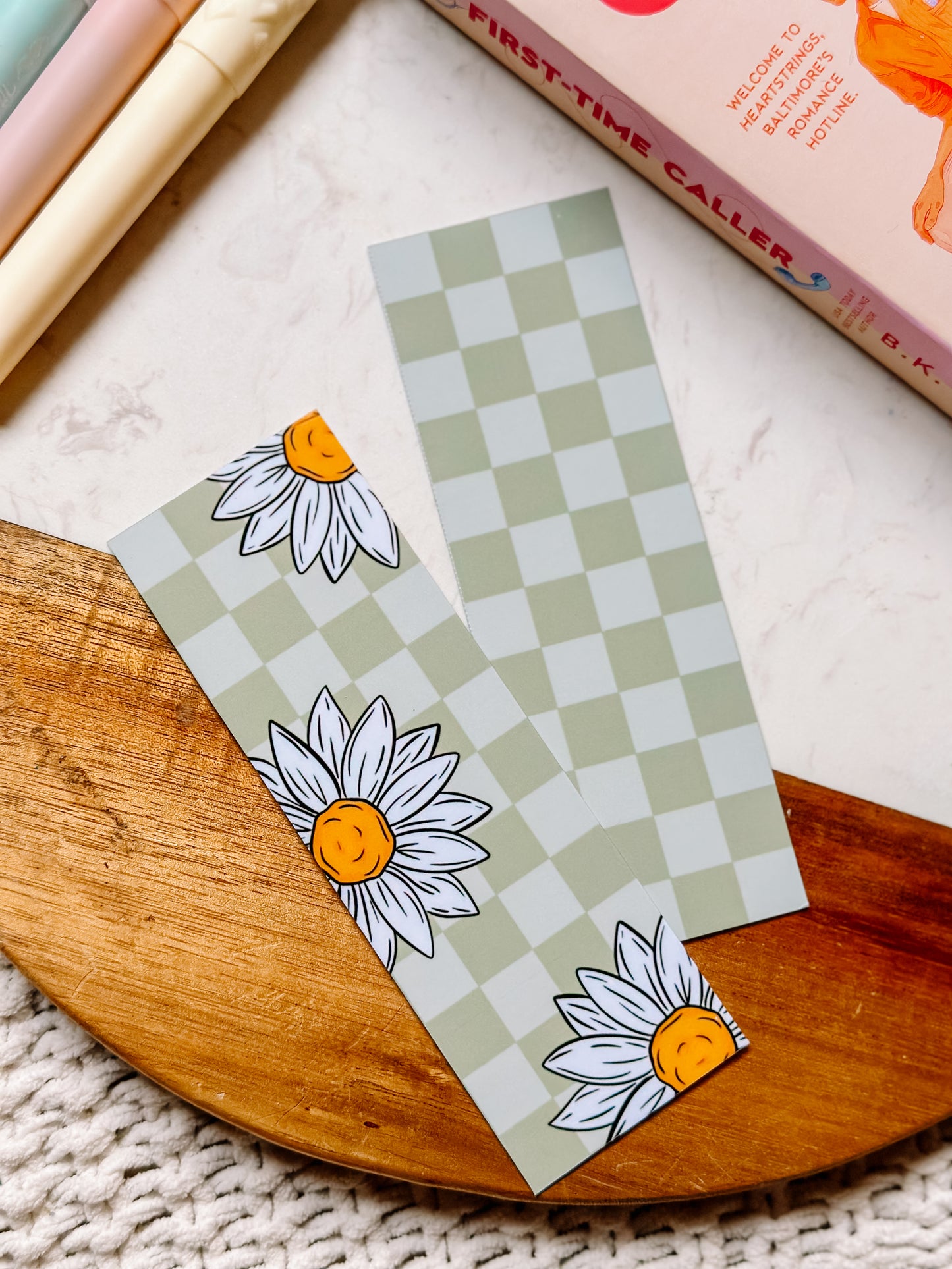 Daisies & Green Checkers - Laminated Bookmark