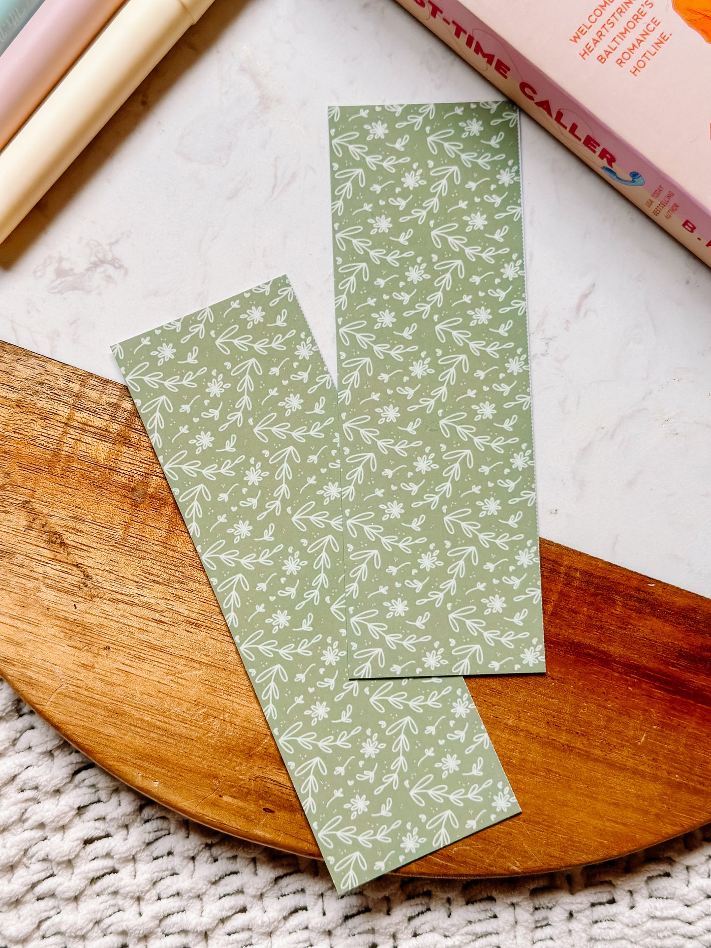 Green Floral Outline - Laminated Bookmark